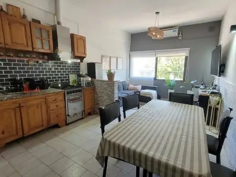 VENTA PH 3 AMB LINIERS TERRAZA PROPIA LUMINOSO