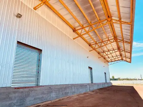 Nave industrial en Alquiler - Campana