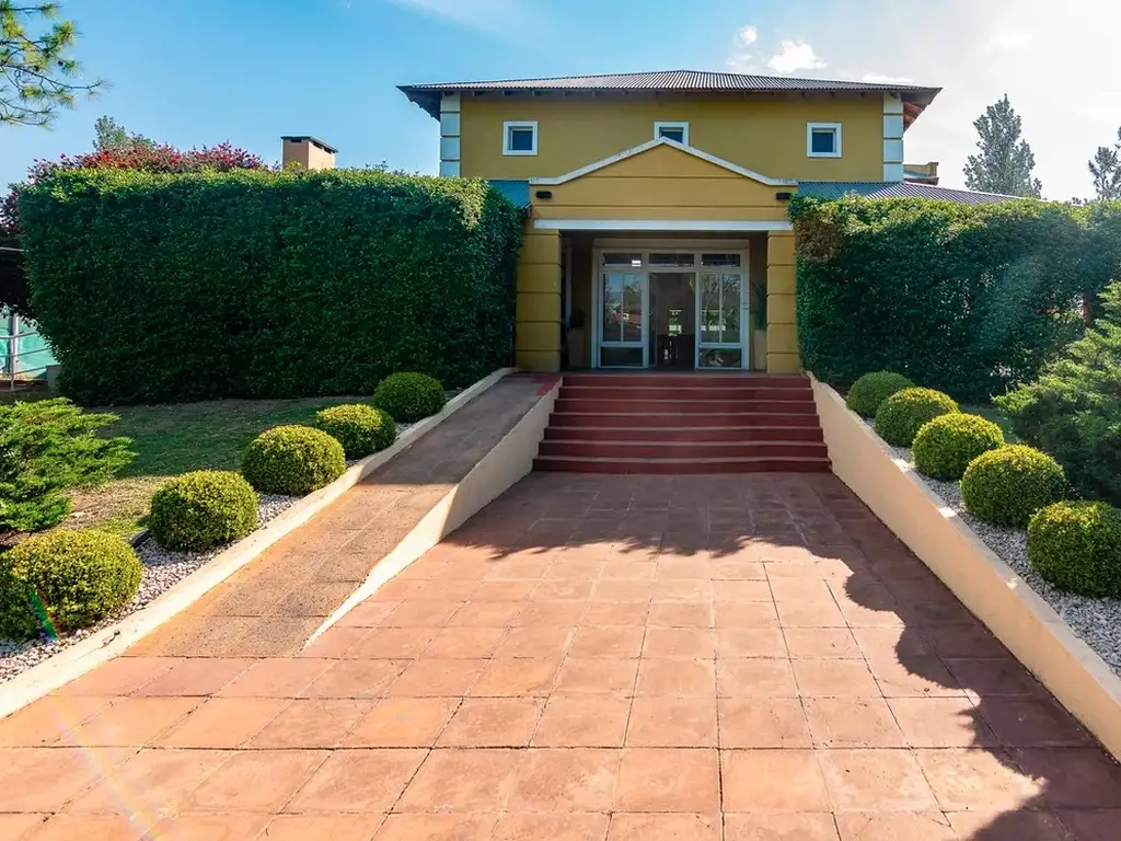 Áreas comunes piscina, gimnasio, club-house, juegos en Quintas del Sol