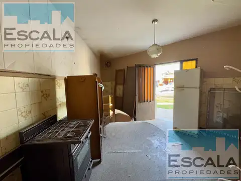 Casa 4 ambientes con 1 baño