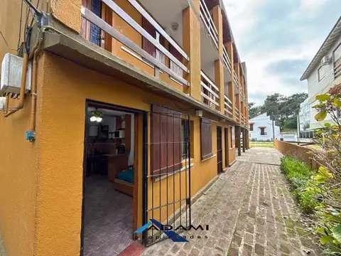Paseo 146 , Piso 1