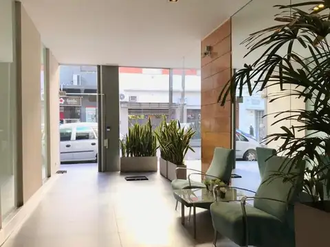 MONOAMBIENTE CON BALCÓN EXCELENTE UBICACIÓN