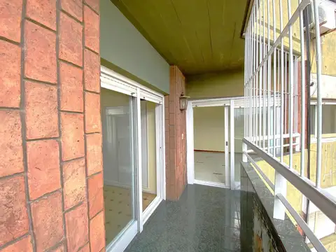 Departamento en Alquiler en Parque Las Heras, $ 1.100.000