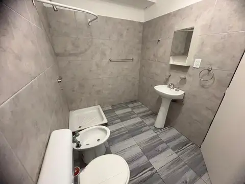Oficina en Alquiler en Zárate, $ 700.000