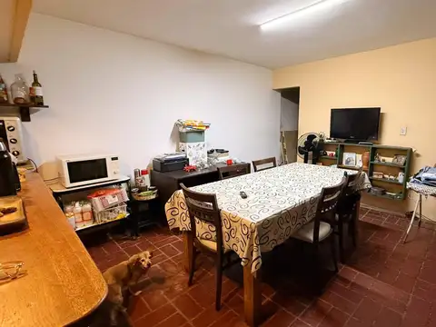 Julio A. Roca al 600