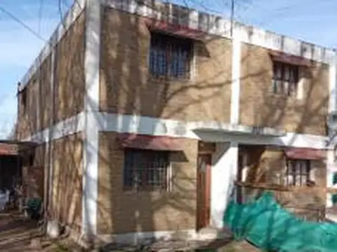 Casa en venta - 2 Dormitorios 2 Baños - Unquillo