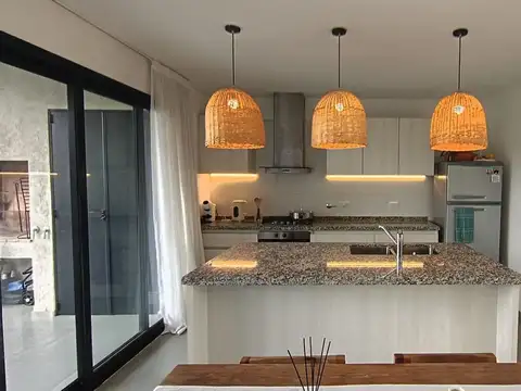 Depto Tipo Casa en Venta de 2 dormitorios
