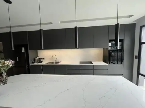 Casa en Venta en Castelar Norte, USD 450.000