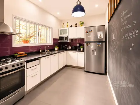 Venta Casa Lote Propio  3 ambientes Living Amplio Merlo Centro Oportunidad