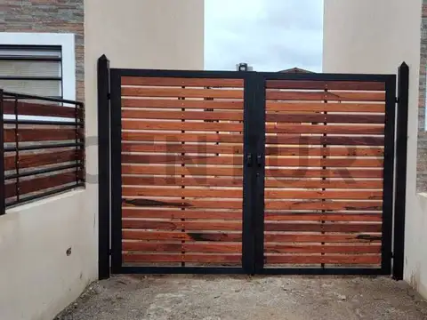 Casa de dos dormitorios en Mar del Tuyu