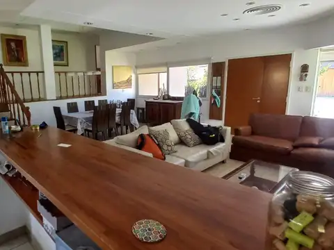 Casa en Alquiler 25 años