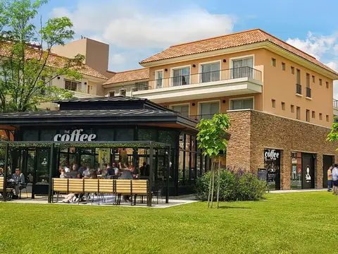 Inmejorable Ubicación Local en Pueblo Caamaño