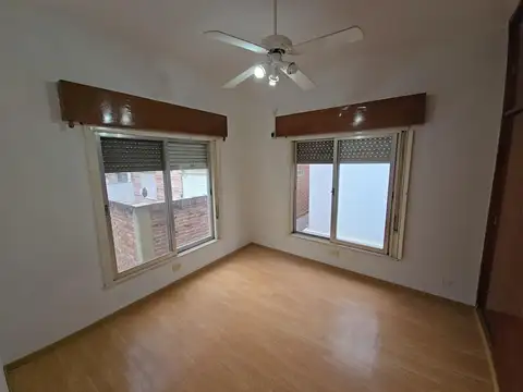 Depto Tipo Casa en Alquiler al Este