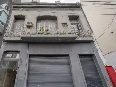 Depto Tipo Casa en Venta de 8 dormitorios