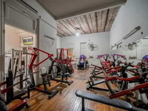 Depto Tipo Casa 10 ambientes con 4 baños