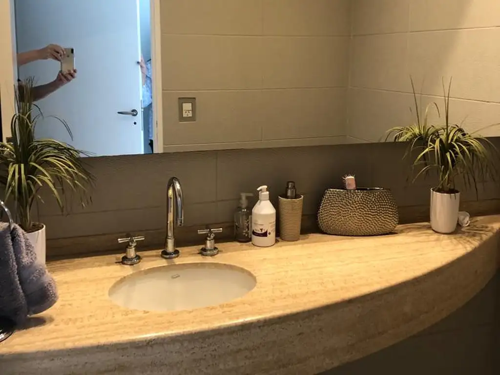 Casa en Venta - Abril Club De Campo