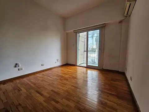 Departamento en Venta en Caballito Sur, USD 130.000