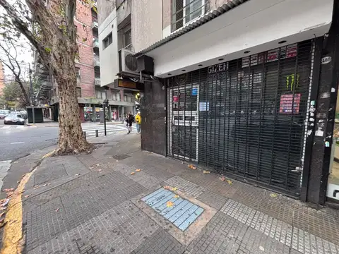 LOCAL PB Y SUBSUELO EXCELENTE UBICACION