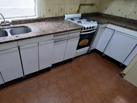 Depto Tipo Casa 3 ambientes con 1 baño