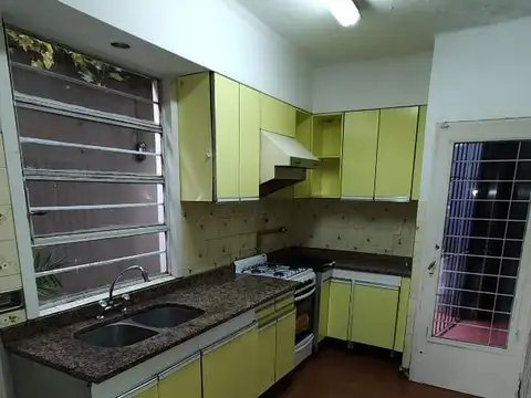 Depto Tipo Casa en Alquiler de 2 dormitorios