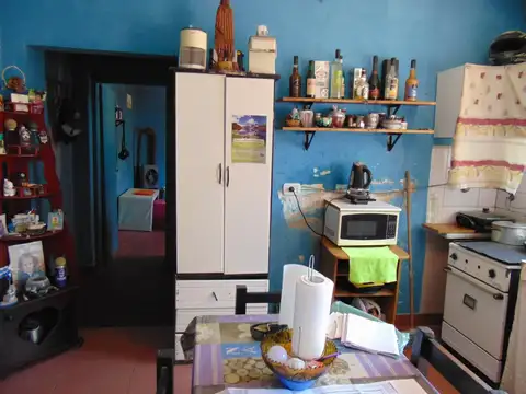 Casa 3 ambientes con 1 baño