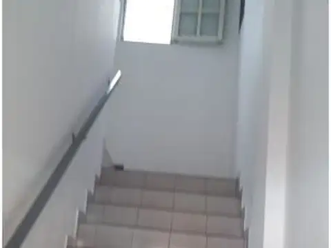 Depto Tipo Casa en Venta 27 años