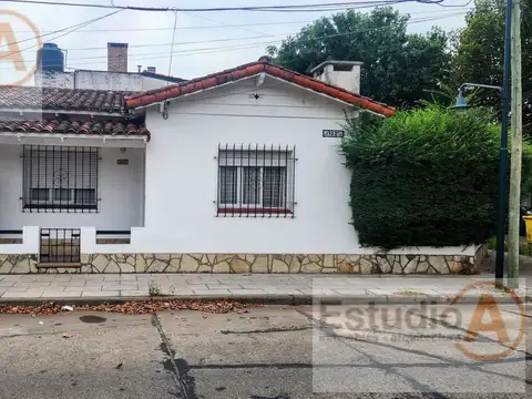 Casa en Mart.-Santa Fe/Fleming en 1 planta a reciclar