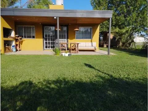 Casa en Venta en Roldan, San Lorenzo