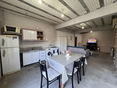 Casa 4 ambientes con 3 baños