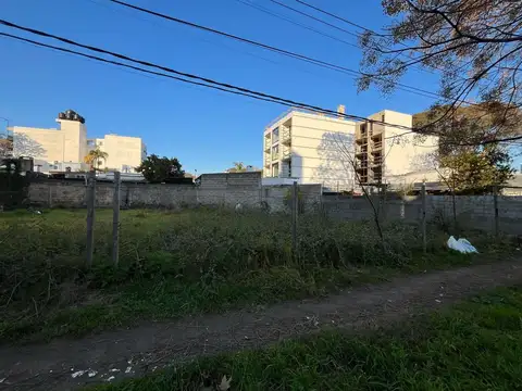 Venta Terreno 30m de Frente Buceo Costero