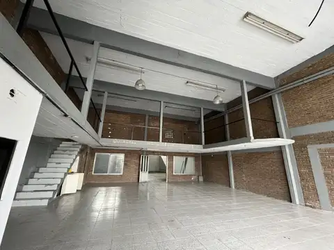 Local en Alquiler en Quilmes Oeste, $ 2.400.000
