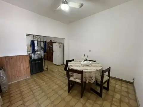 Depto Tipo Casa en Venta en Bernal Oeste, USD 45.000