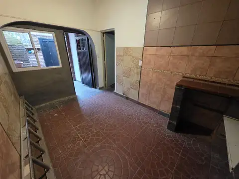 Depto Tipo Casa 2 ambientes con 1 baño