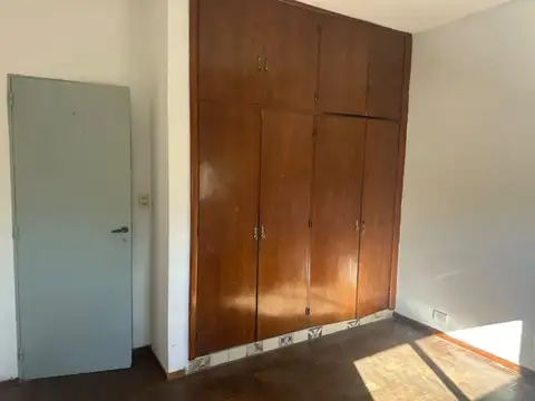 Depto Tipo Casa en Alquiler 25 años