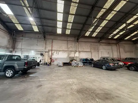ALQUILER DE DEPOSITO DE 1.634 M2 EN SAAVEDRA