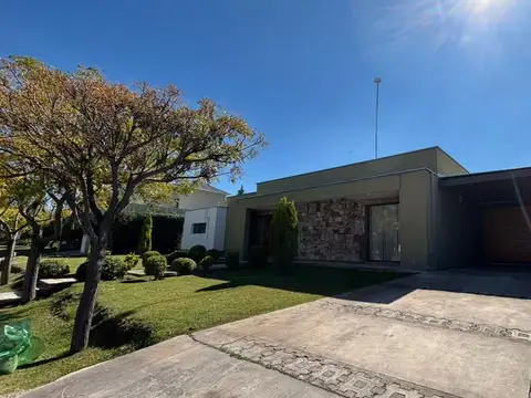 Casa en Venta en Maipu, USD 350.000