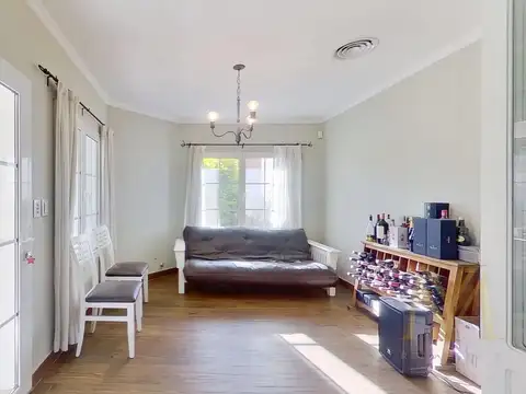 Casa 5 ambientes con 3 baños