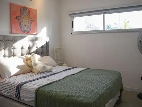 Casa 3 ambientes con 2 baños