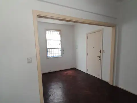 Depto. de 2 ambientes y 1/2.