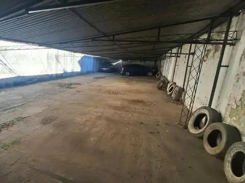 COCHERA EN VENTA P/ 10 AUTOS BARRIO CURA