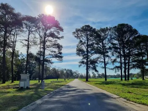 Terreno en Venta en Los Pinares Country Club, USD 59.000