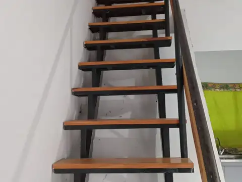 Depto Tipo Casa en Alquiler en Pablo Nogues, $ 580.000