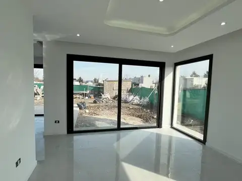 Casa en Venta al Este