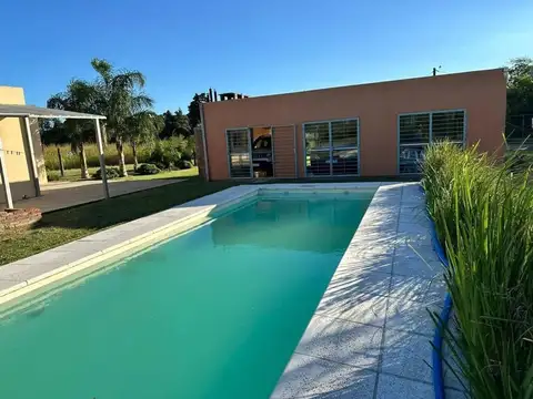 Casa en Venta en Los Aromos, USD 170.000