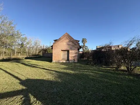 ROLDAN -DON QUIJOTE - CHALET  A TERMINAR- ESQUINA -