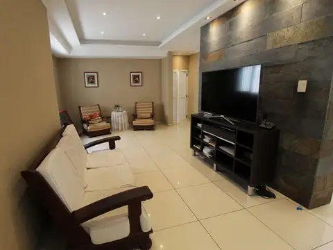 Casa en Venta en Haedo, USD 330.000