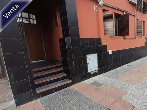 AMPLIO 2 AMB CON PATIO. OPORTUNIDAD 