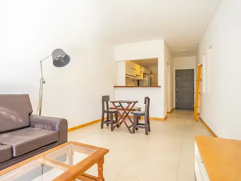 Av Jorge Newbery al 8800