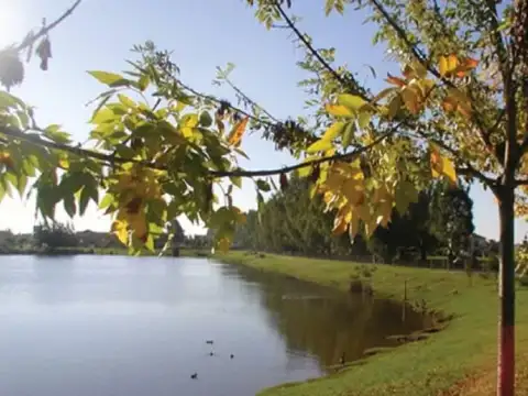 Barrio cerrado Laguna del Sol - Lote en venta