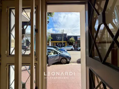 Oficina en Alquiler en Belen de Escobar, $ 850.000